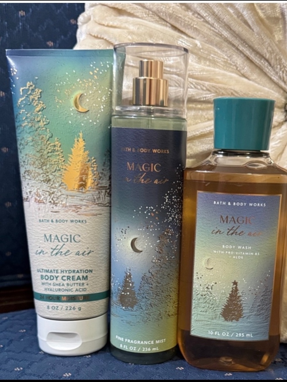 Bath & Body Works Magic in the Air Hydrating Body Set - Teal/Green